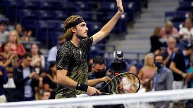 Stefanos Tsitsipas vắng mặt tại Davis Cup 2021