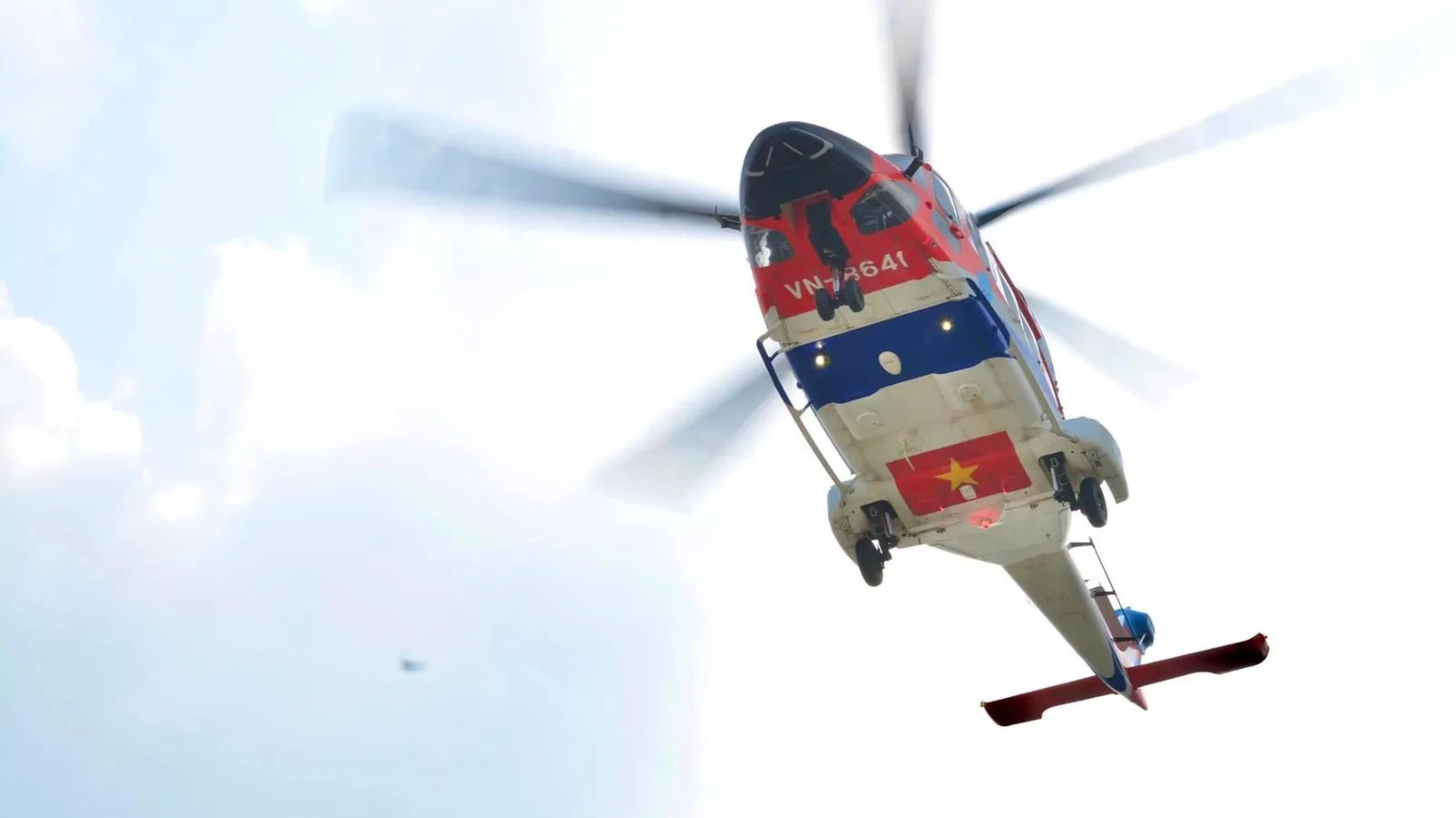 Tour Ngắm TPHCM bằng trực thăng mở bán từ 29/4 và vẫn còn nhiều chỗ cho dịp 30/4 -1/5