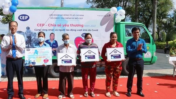 Chuyến xe CEP đến với người lao động khó khăn tại 2 Vĩnh Long và Đồng Tháp