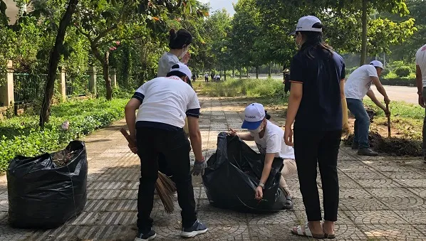 Tiếp tục thực hiện chương trình Người Nhân văn xây dựng Đại học xanh”