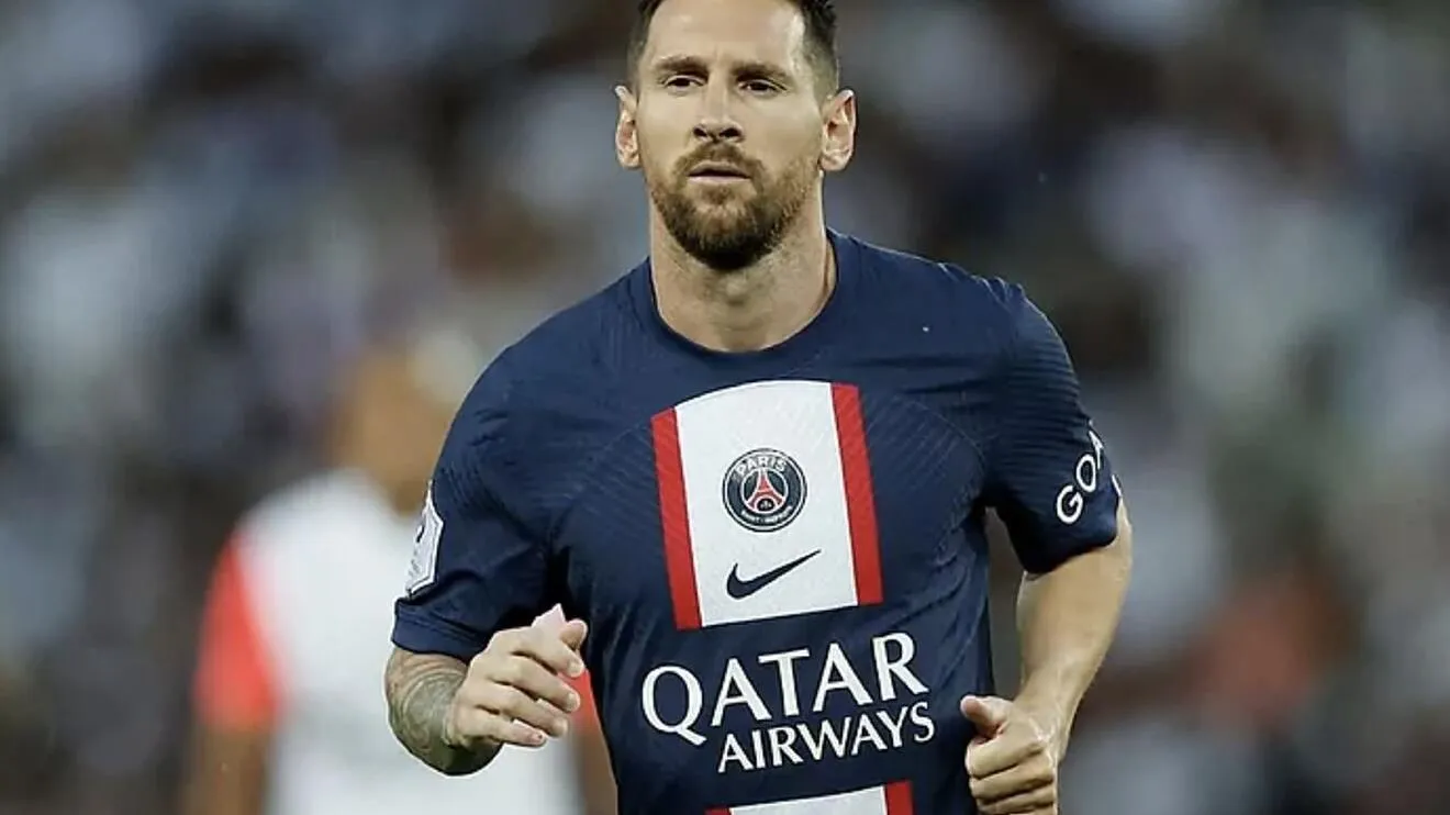 Tin bóng đá hôm nay: Messi lỡ trận đấu tới của PSG
