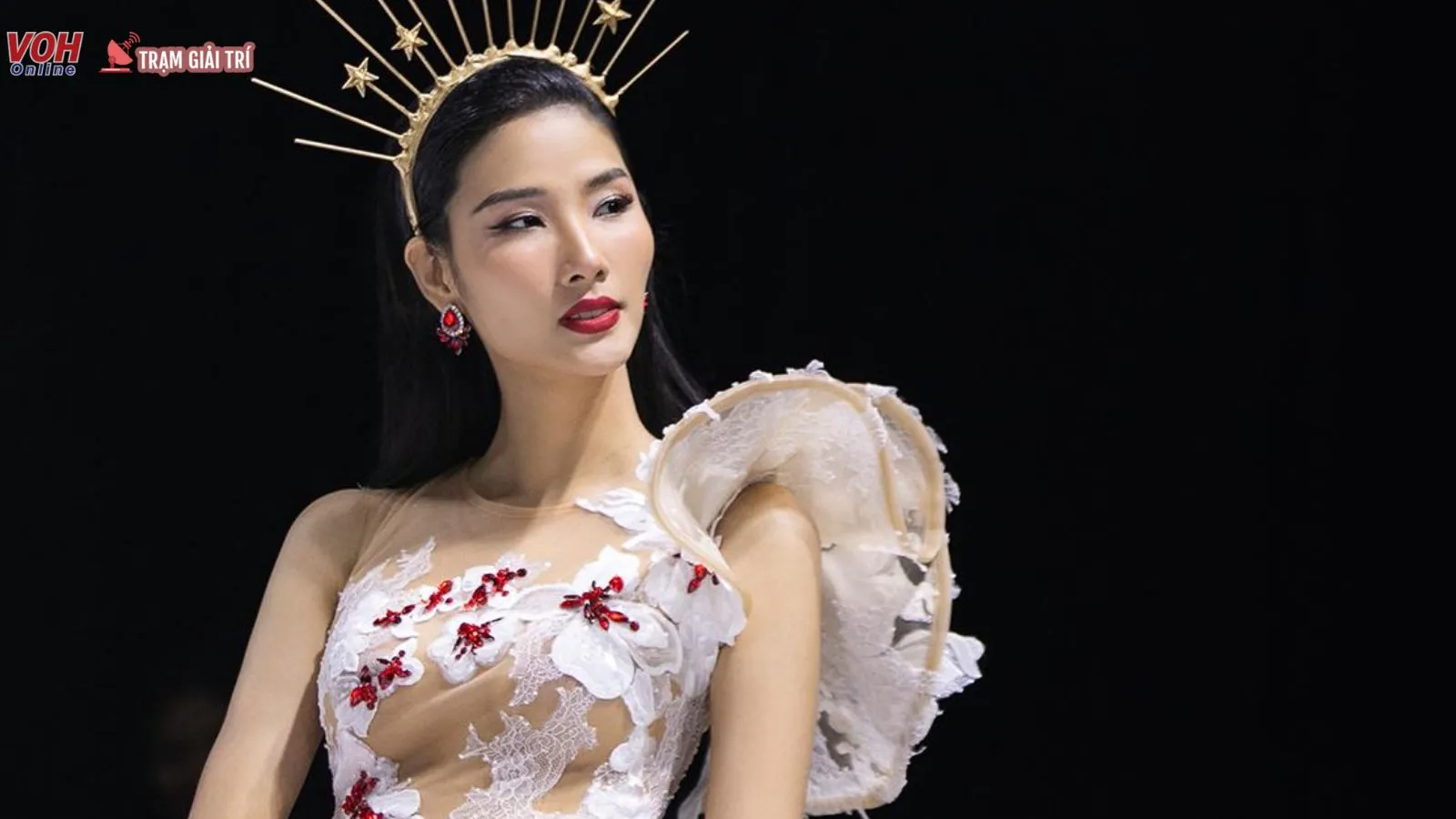 Hoàng Thùy khiến khán giả ngỡ ngàng khi tiết lộ kế hoạch lấn sân làm ca sĩ