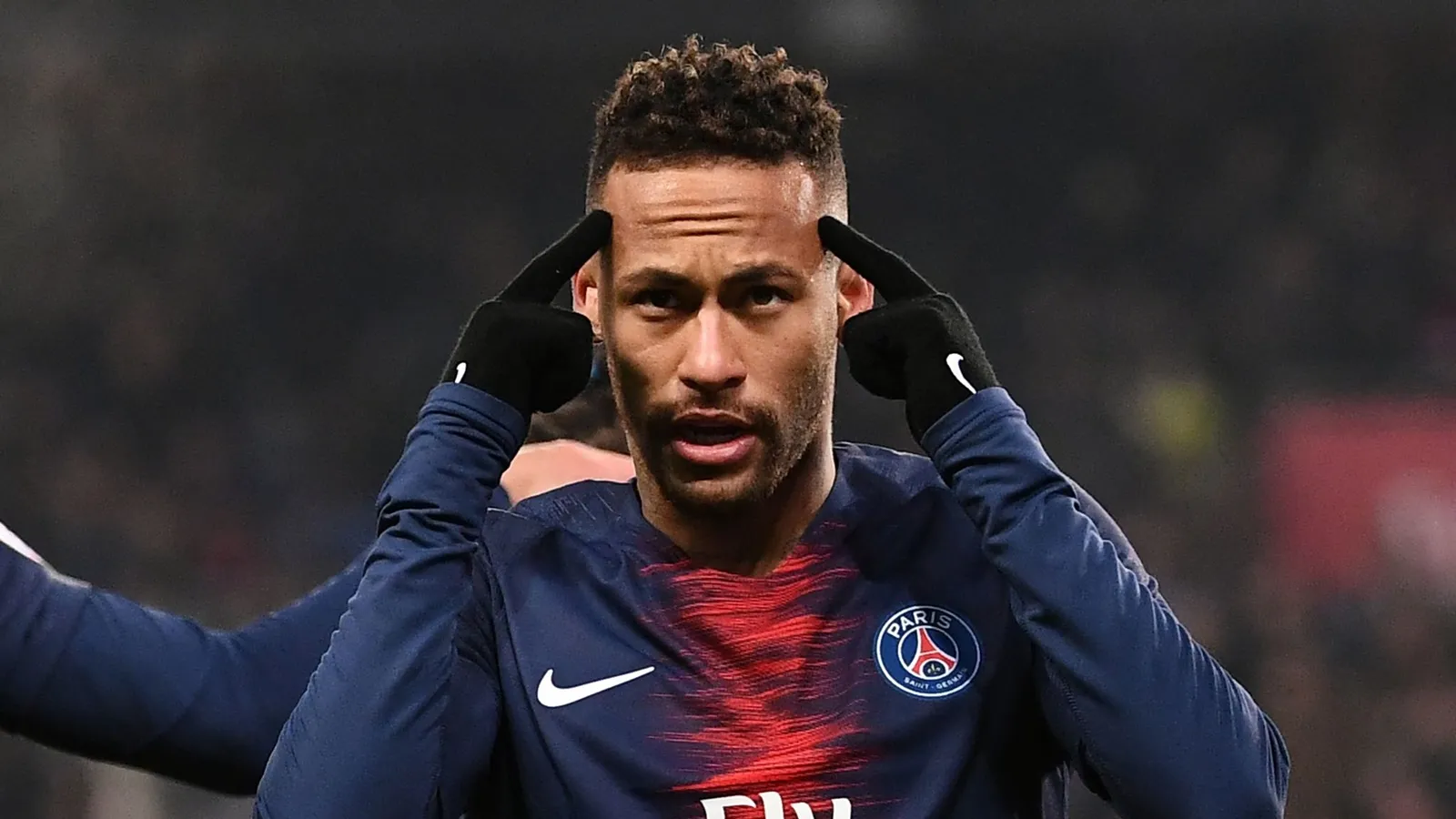 Được hậu thuẫn, MU săn đuổi chữ ký Neymar