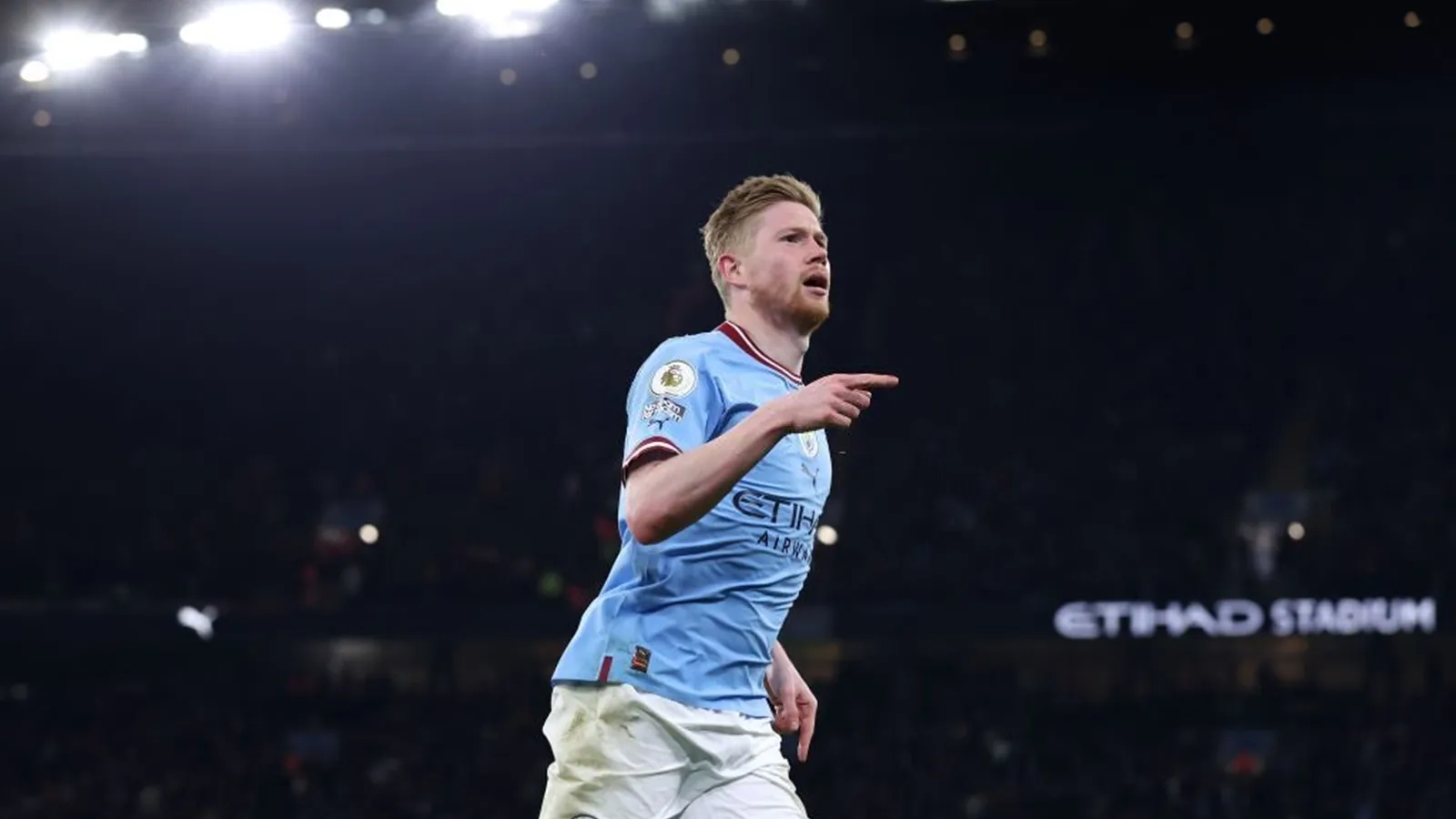 Kevin De Bruyne là nỗi khiếp sợ của Arsenal ở Etihad