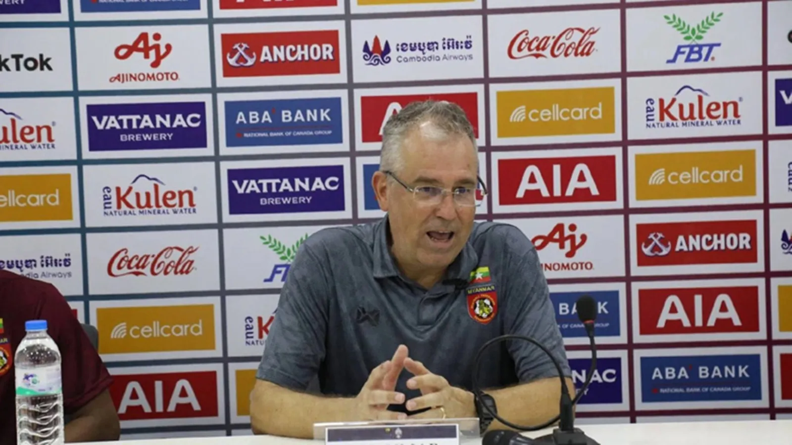 HLV U22 Myanmar mang Việt Nam ra dọa Indonesia