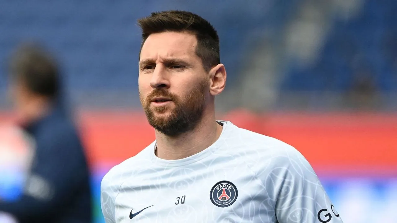 PSG nhắm máy chạy 21 tuổi thay Messi