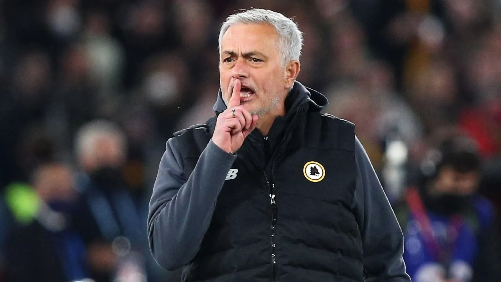 Mourinho từ chối Chelsea, chấm 2 bến đỗ bất ngờ