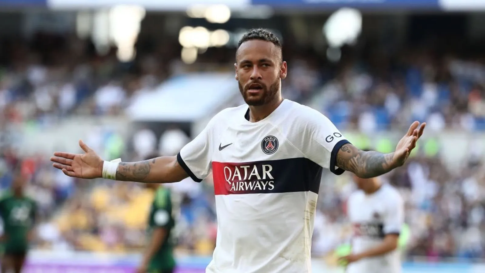Neymar đạt thoả thuận chuyển đến Ả Rập Saudi chơi bóng với mức lương điên rồ