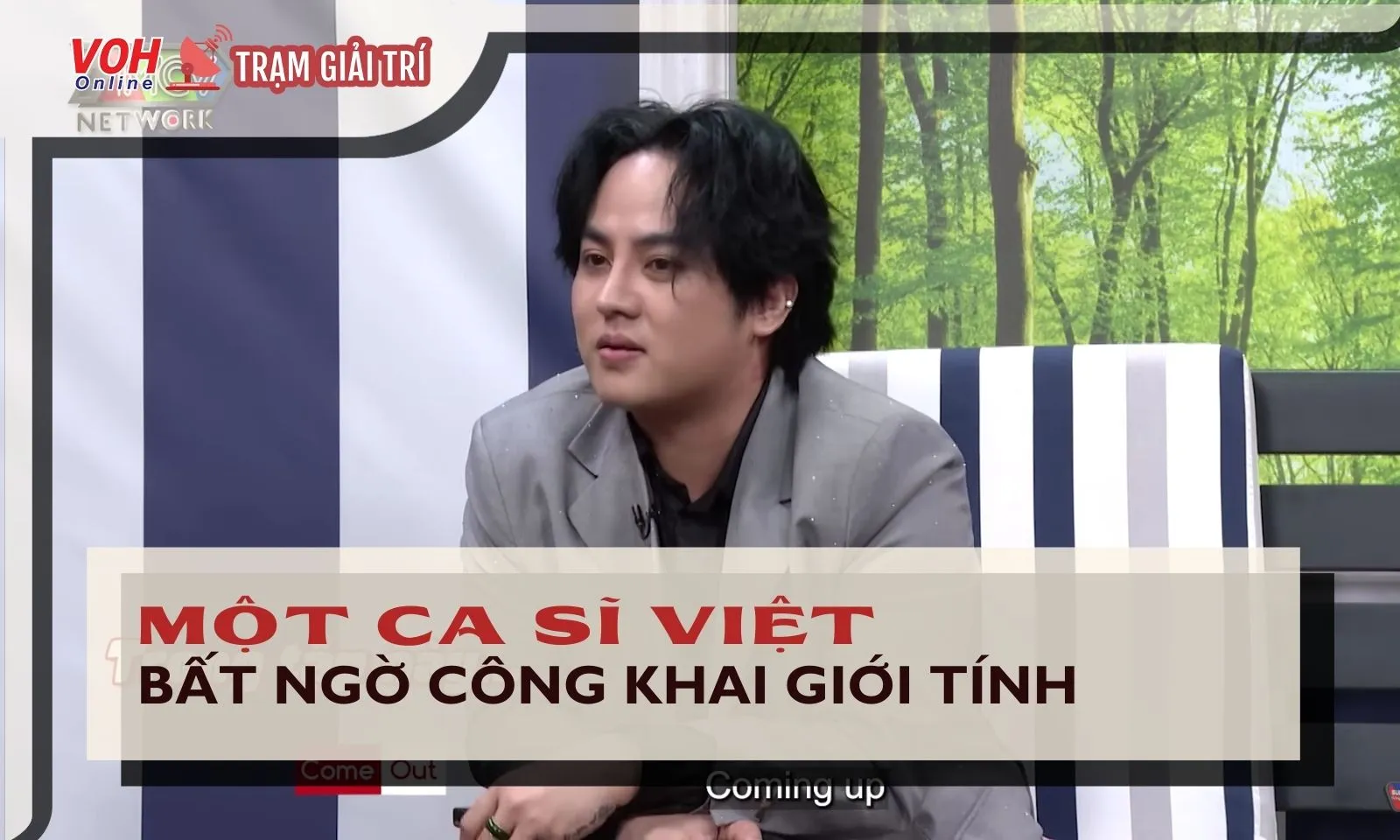 Một ca sĩ Việt từng kết hôn ở tuổi 20 bất ngờ công khai đồng tính