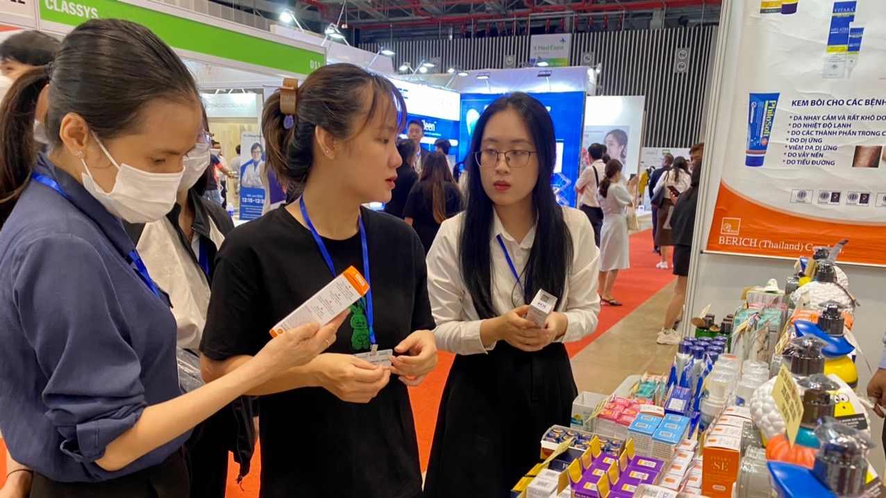Triển lãm trang thiết bị y tế quốc tế 2023 