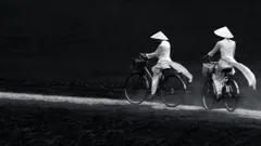 Về đây nghe em