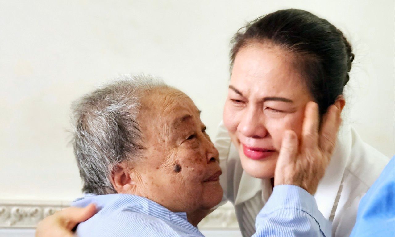 Vì đó là tình người