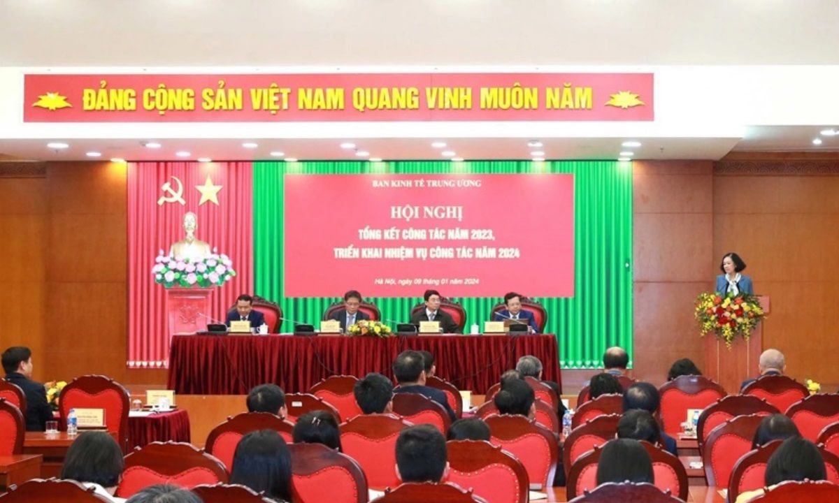 Chuyển động 30/7: Ban Kinh tế Trung ương cần nâng cao công tác tham mưu chiến lược về kinh tế xã hội