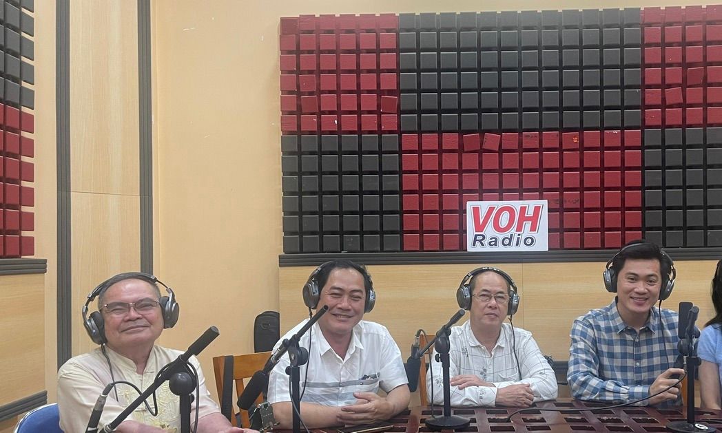 Nghệ sĩ tuổi rồng xông đất đầu năm