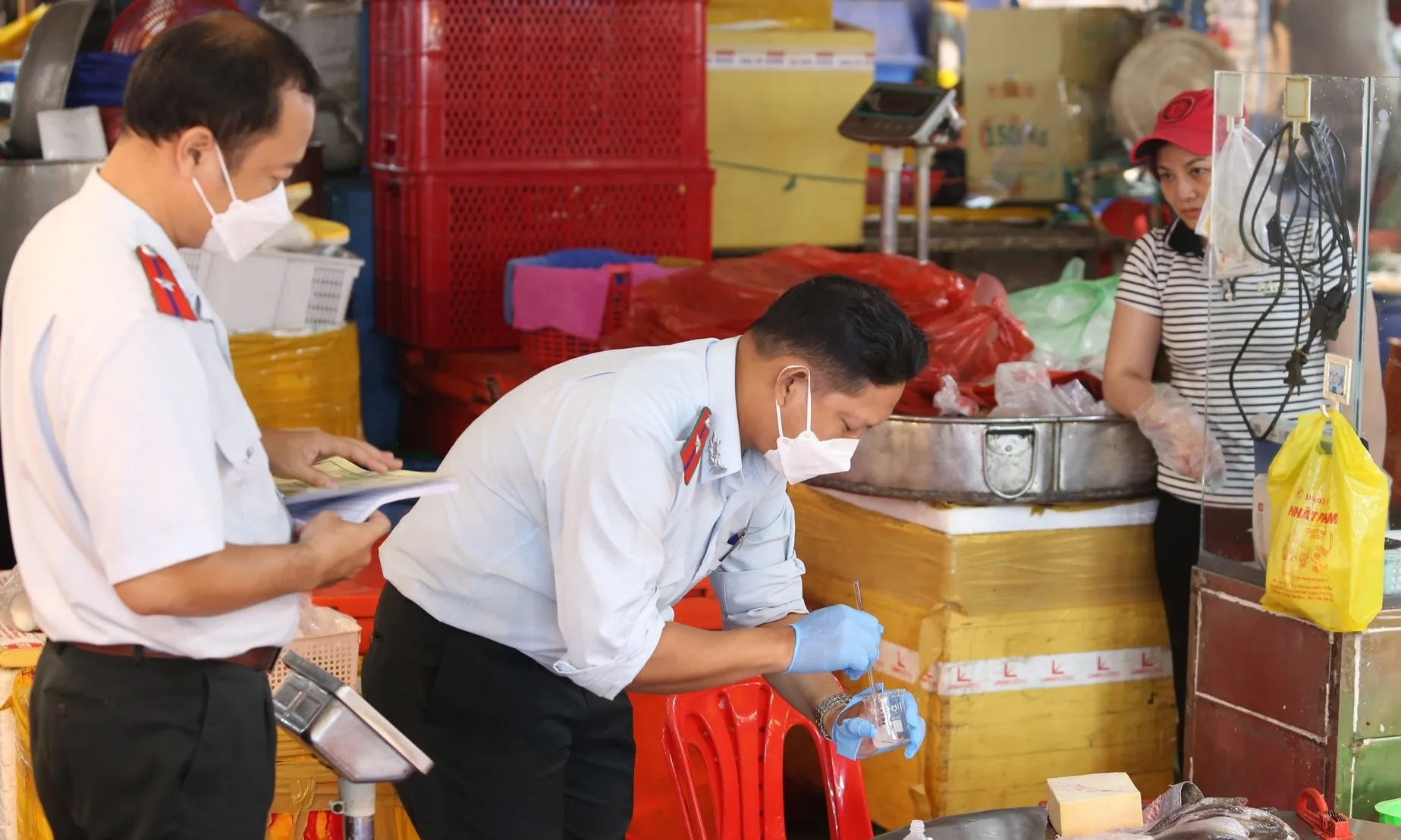 HCMC determined to battle unsafe food