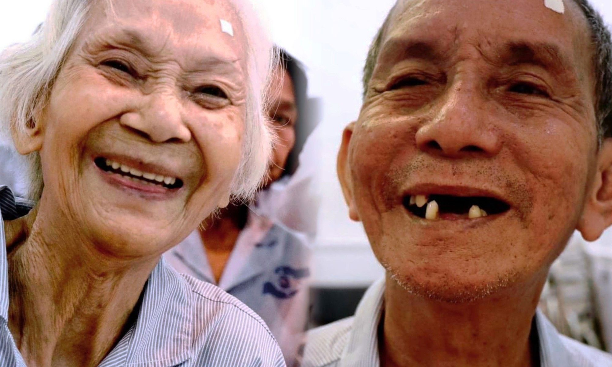 CHUYỆN CỦA BÀ, CHUYỆN CỦA ÔNG
