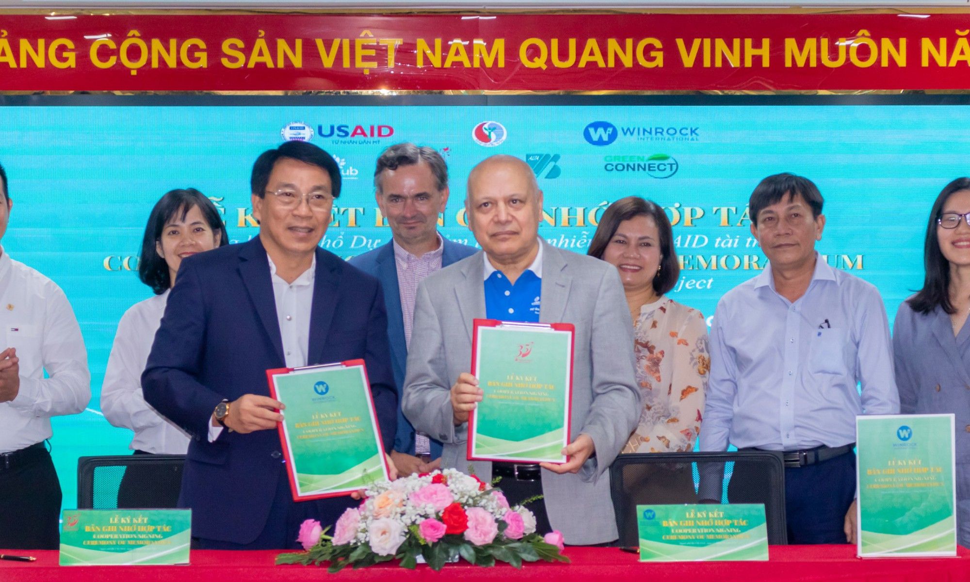 TRIỂN KHAI MÔ HÌNH TUẦN HOÀN CHẤT THẢI