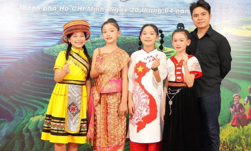 NS Lê Chung Tình và ca khúc về mẹ