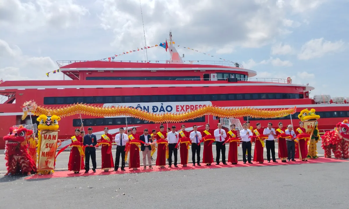 Tuyến tàu cao tốc TP HCM - Côn Đảo chính thức phục vụ hành khách