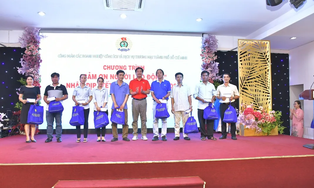 Chương trình "Cám ơn người lao động" tại Công đoàn khối doanh nghiệp TP.
