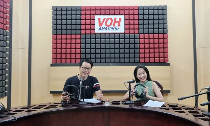 Ca sĩ Lê Thu Hiền nâng niu từng khoảnh khắc Trường Sa