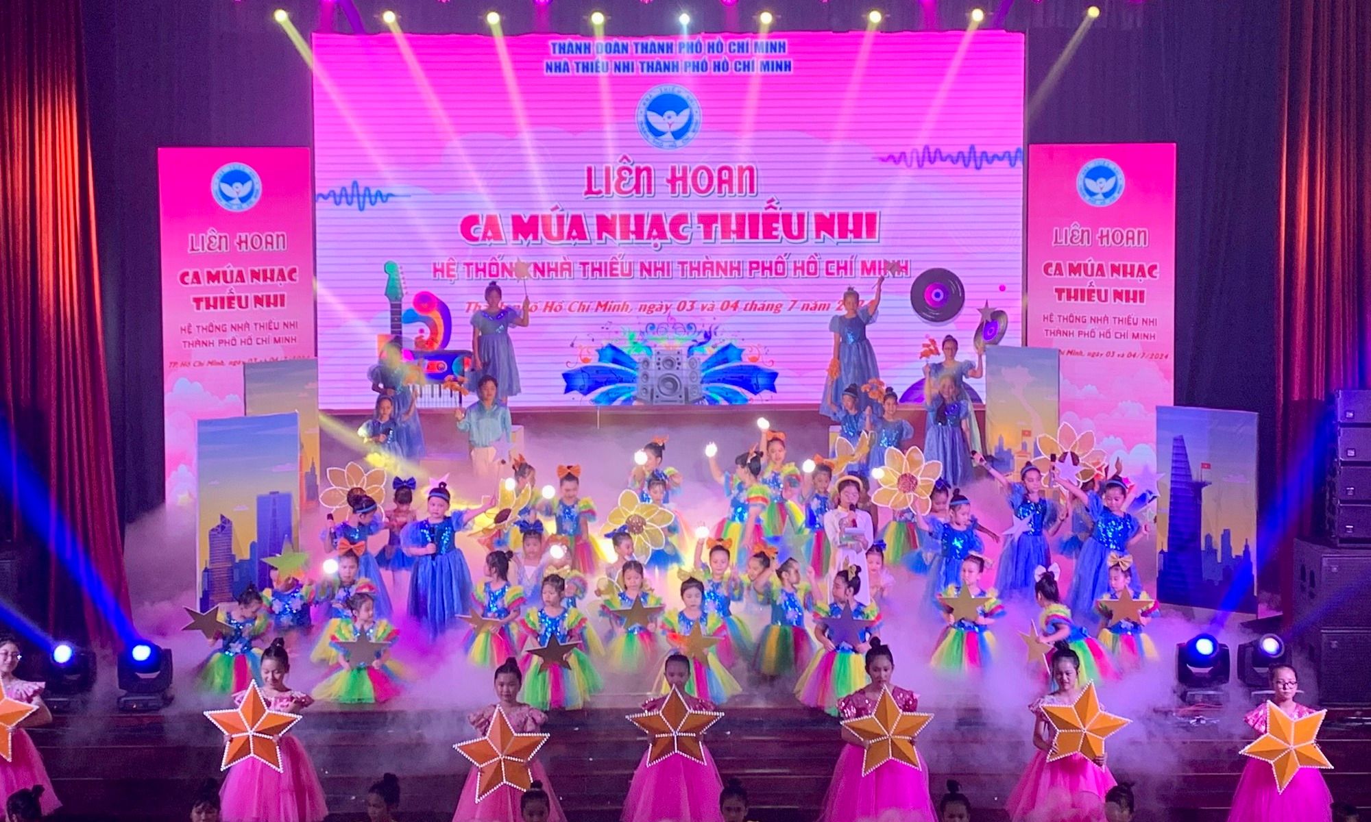  Sôi động “Liên hoan ca múa nhạc thiếu nhi toàn thành” năm 2024