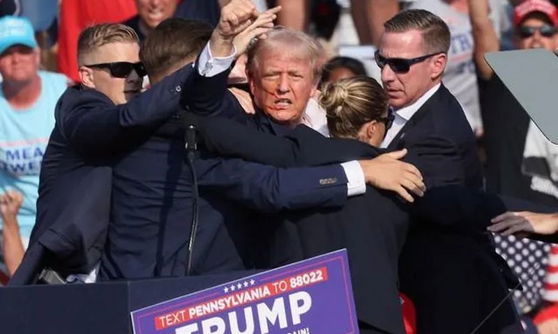 Cựu tổng thống Mỹ Donald Trump bị thương sau vụ nổ súng