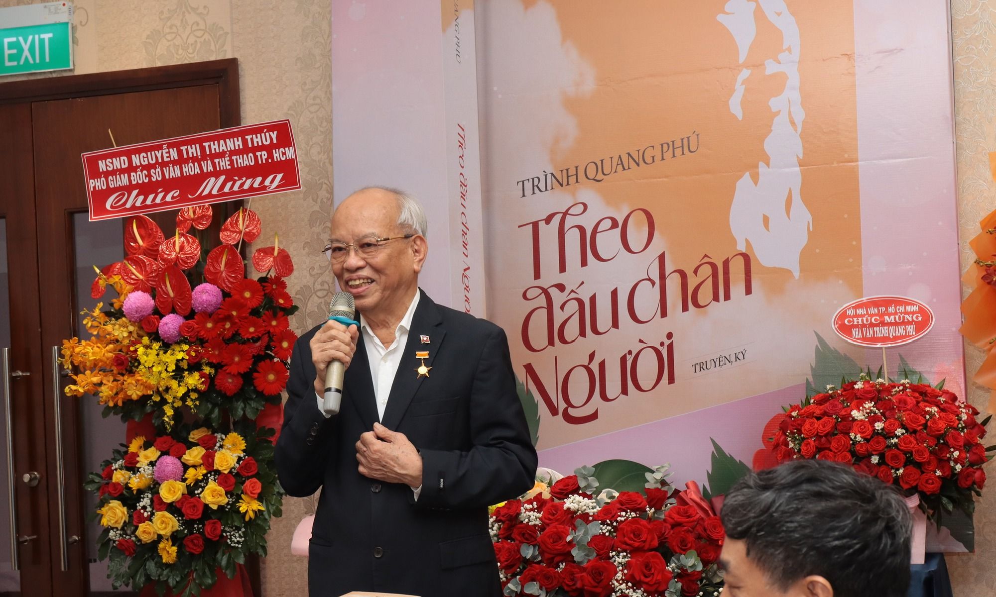 GS. TS Trình Quang Phú ra mắt "Theo dấu chân Người" - cuốn sách thứ 6 về Bác Hồ