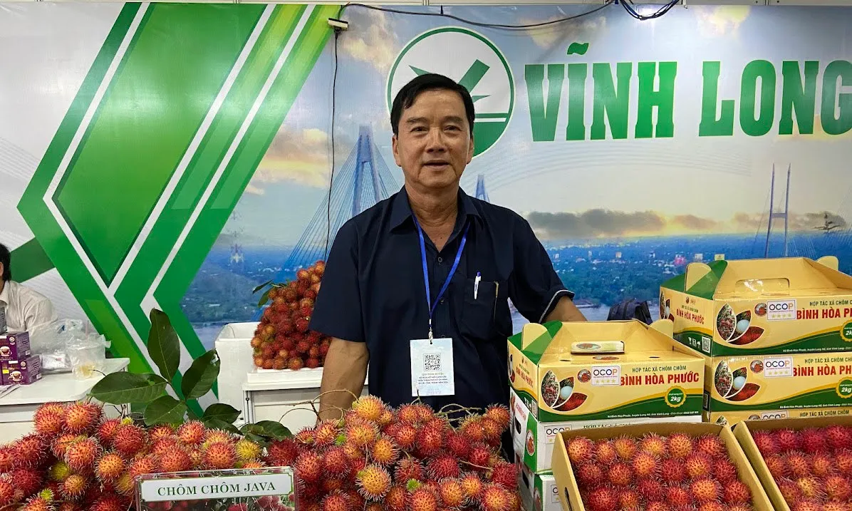 Thú vị chôm chôm nghịch mùa, phở Don Hến