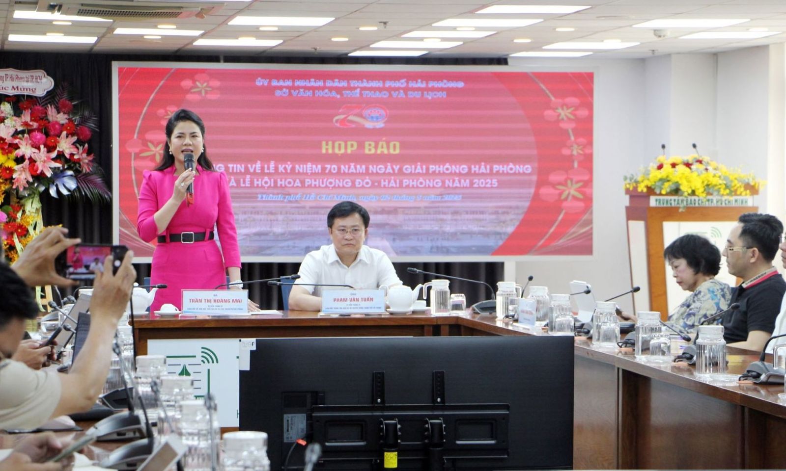 Hải Phòng sẵn sàng tổ chức Lễ hội Hoa Phượng đỏ 2025 và đón nhận danh hiệu Thành phố Anh Hùng