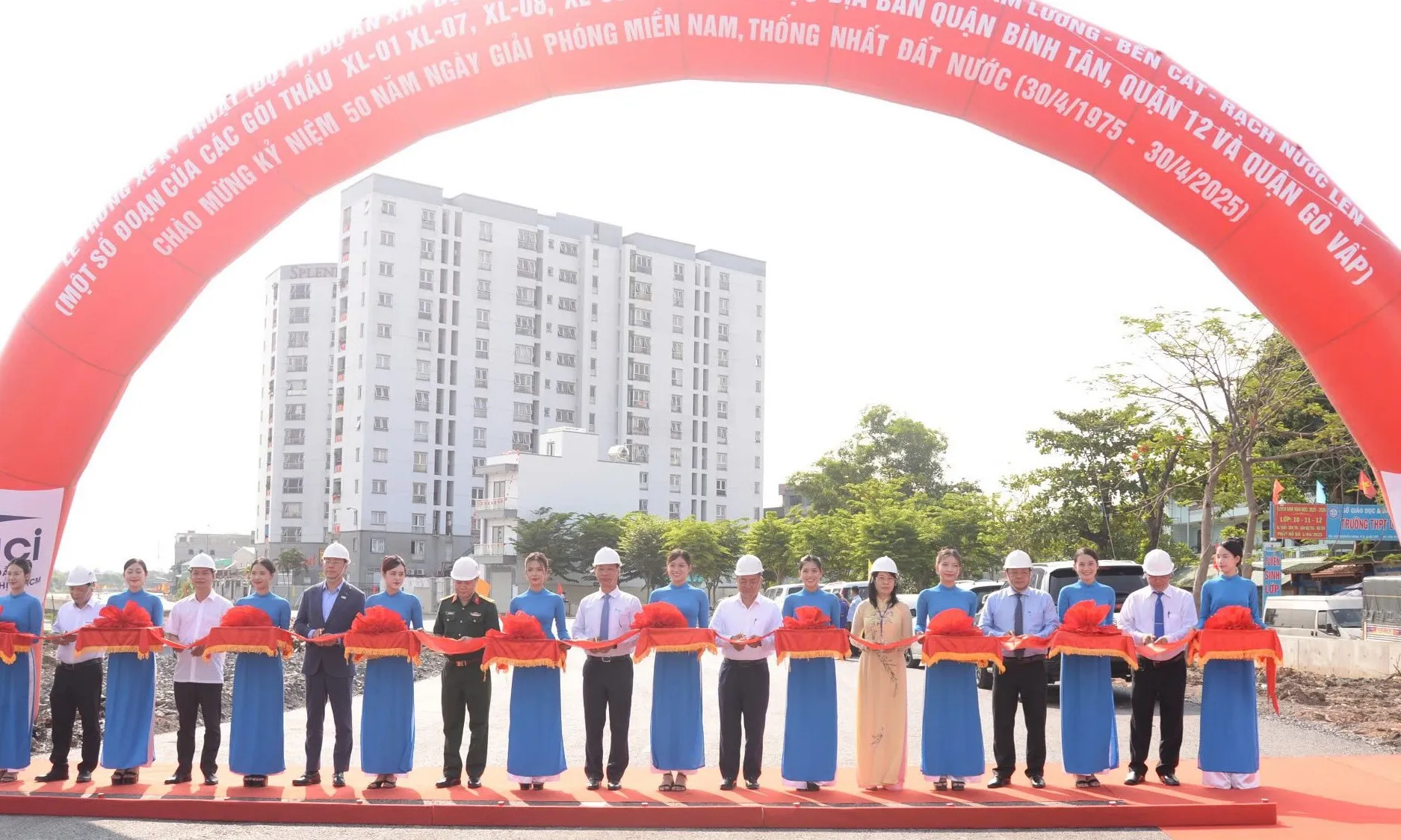 Thông xe kỹ thuật 4,3 km dự án kênh Tham Lương – Bến Cát – rạch Nước Lên