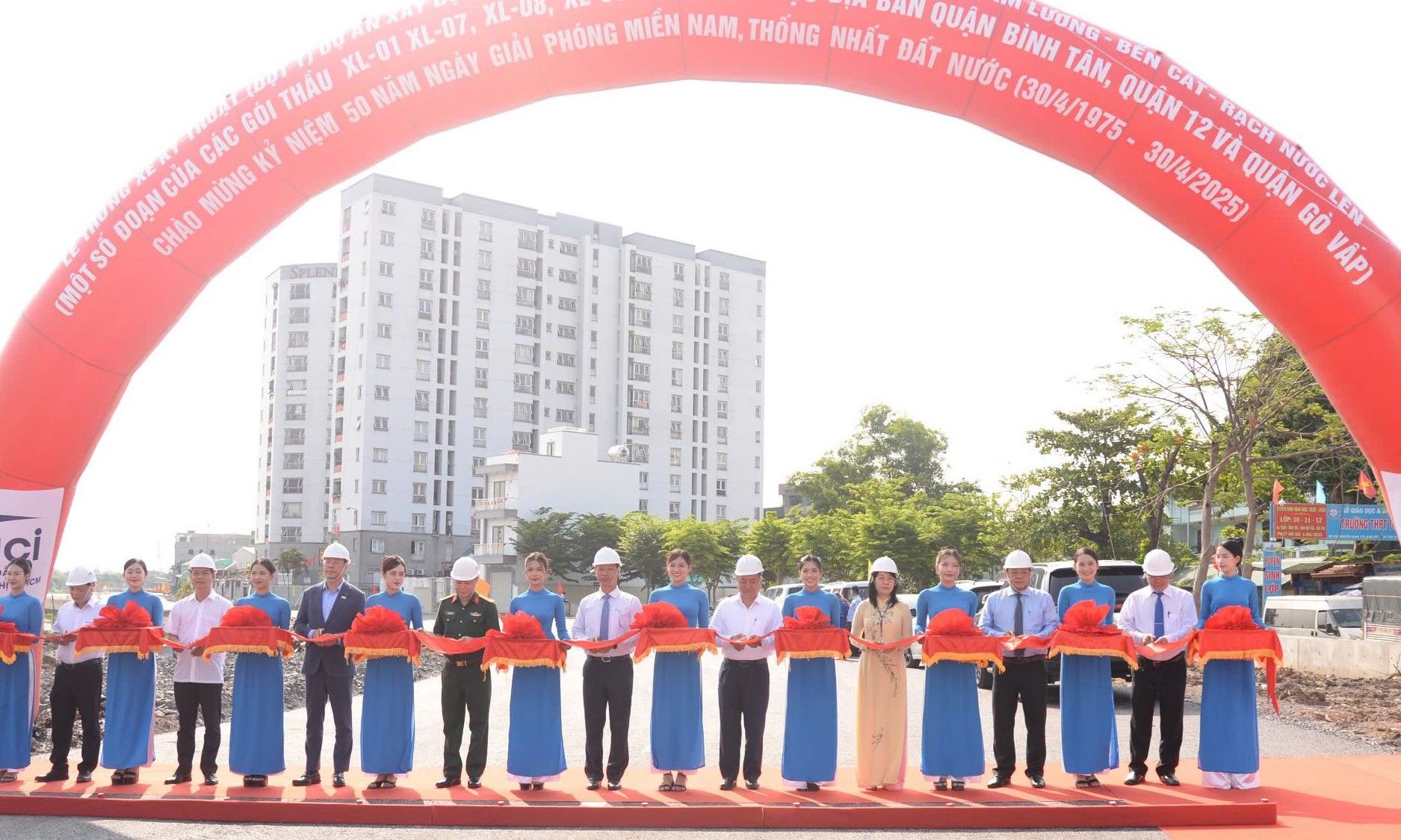 Thông xe kỹ thuật 4,3 km dự án kênh Tham Lương – Bến Cát – rạch Nước Lên