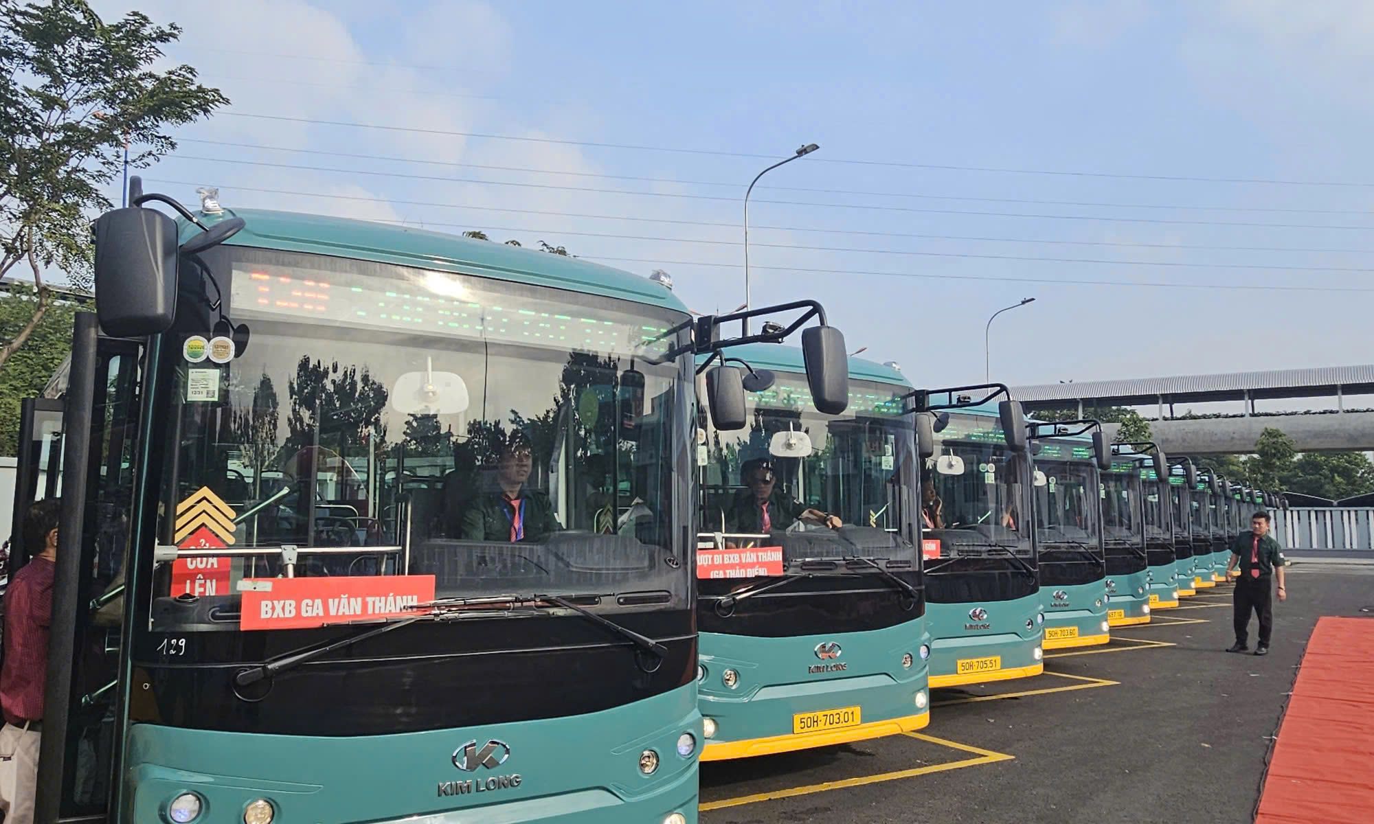 TPHCM đẩy nhanh chuyển đổi sử dụng xe điện để phát triển giao thông xanh