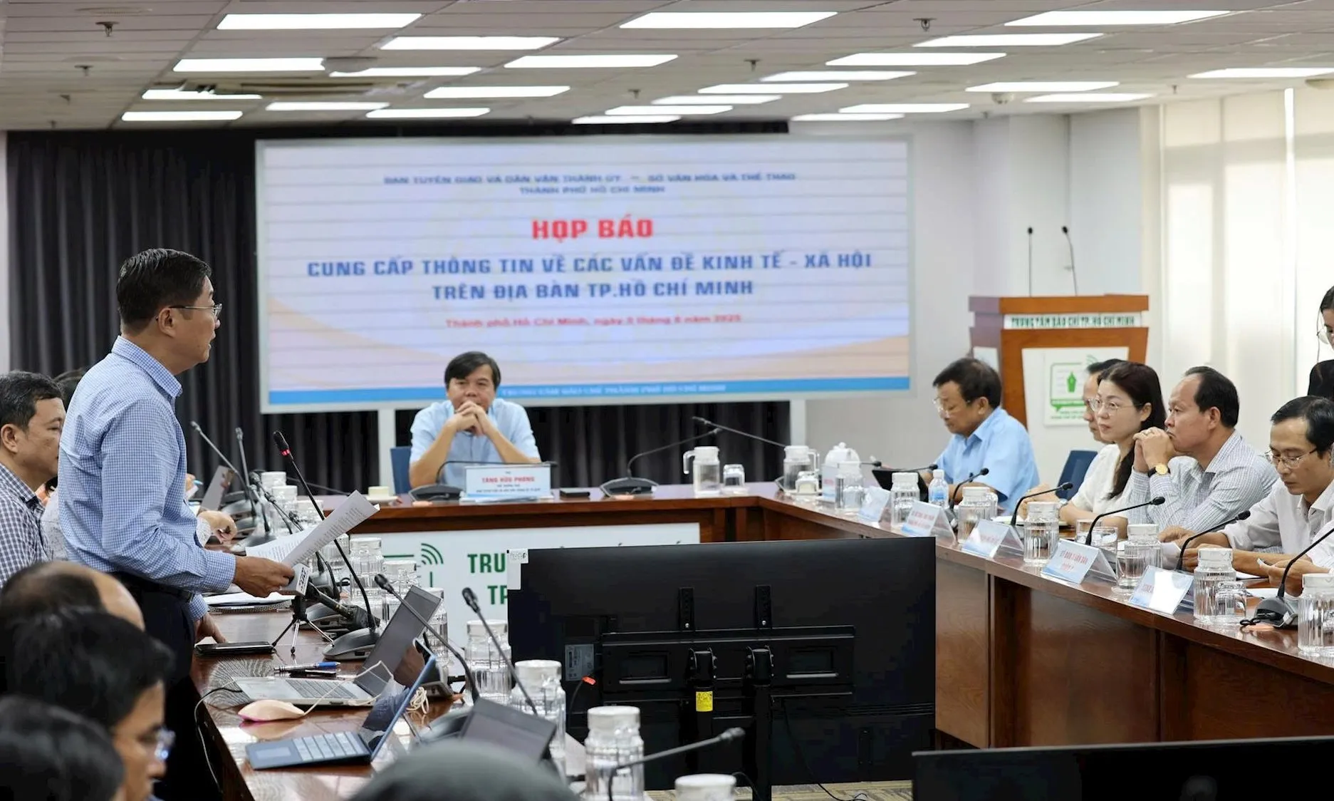 TPHCM phản hồi các vấn đề giao thông, đô thị đáng chú ý