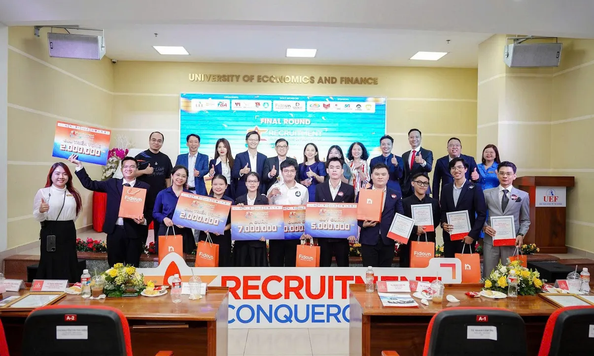 Cuộc thi Chinh phục Nhà tuyển dụng tại Trường ĐH Kinh tế - Tài chính TPHCM đã tìm ra Quán quân