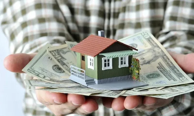 Nên dồn tiền để nâng cao kỹ năng hay tích luỹ mua nhà?