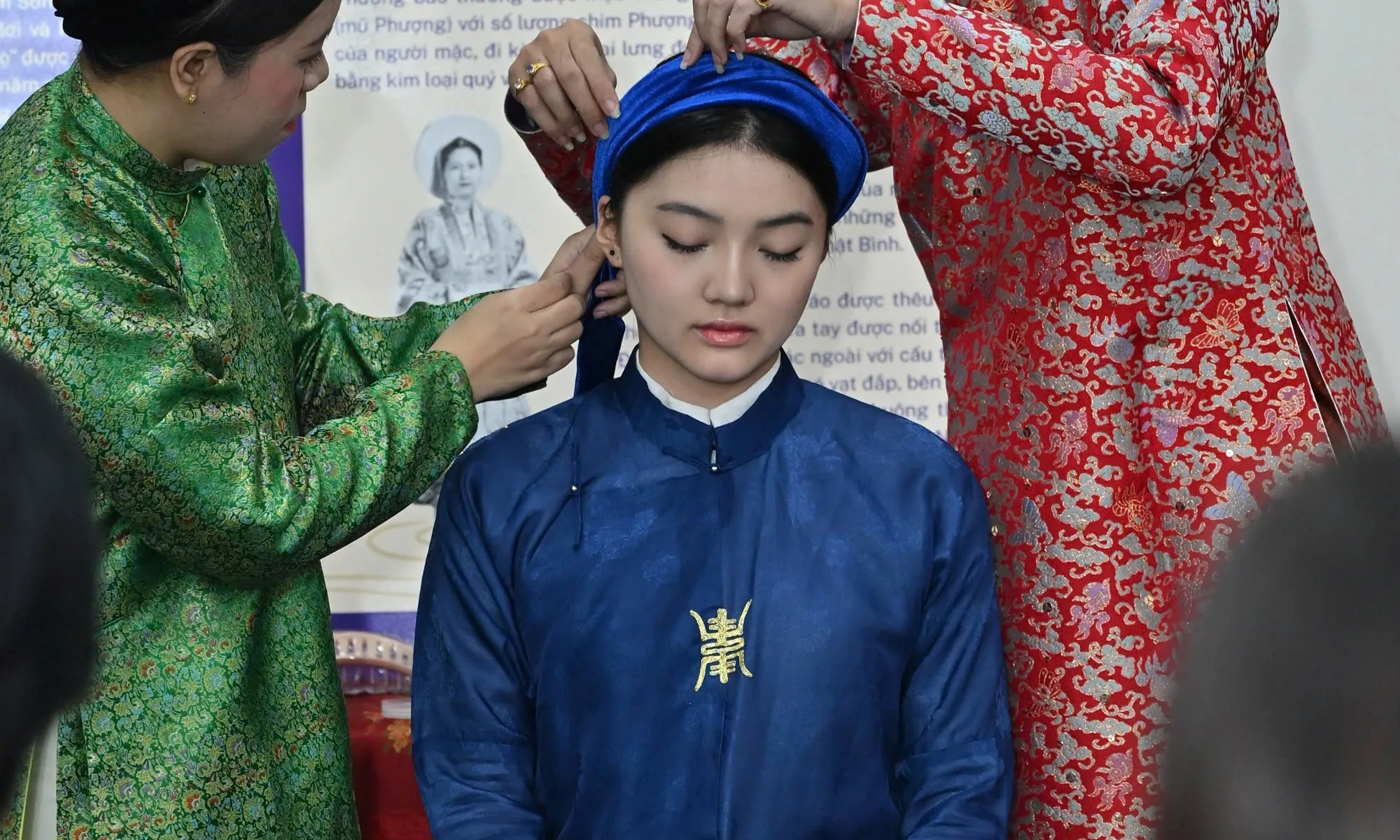 “SẮC MÀU DI SẢN” - tôn vinh các giá trị văn hóa truyền thống.