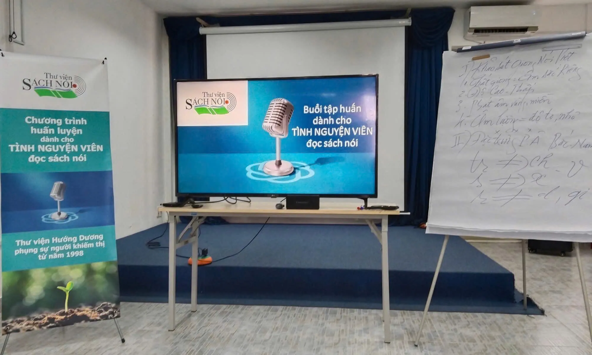 Thư viện sách nói Hướng Dương hướng đến “Thấu hiểu người khiếm thị - Phụng sự người khiếm thị”