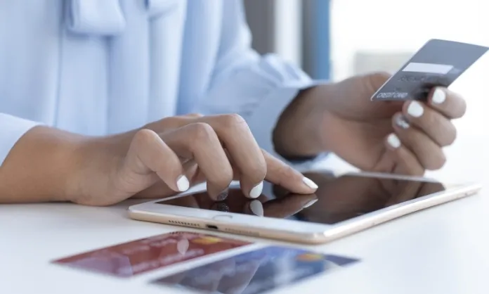 Dùng thẻ tín dụng để hoàn tiền, tích điểm, bằng cách nào?