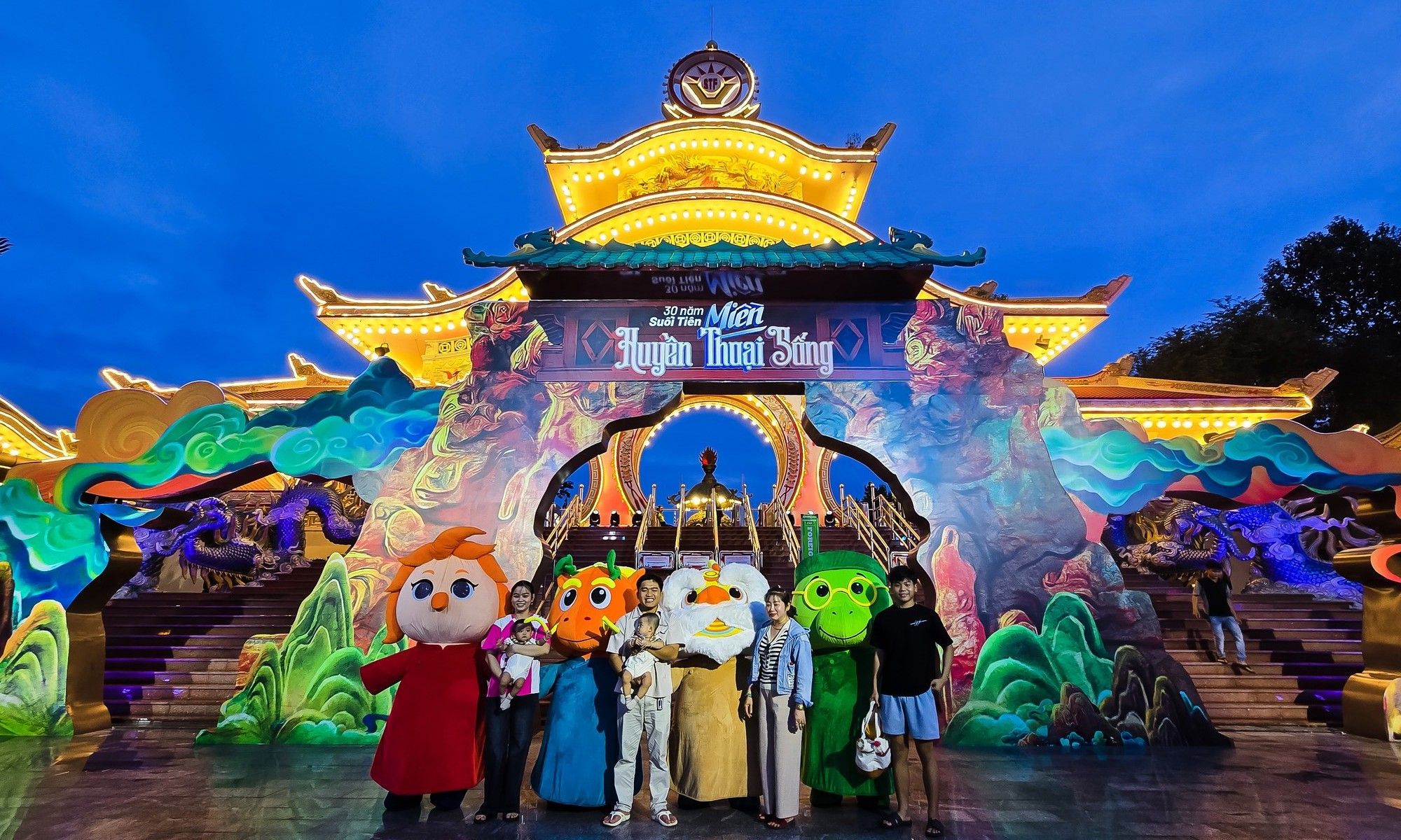 Show thực cảnh “Khí phách Rồng tiên-Kỷ nguyên vươn mình” ghi dấu Suối Tiên 3 Thập kỷ