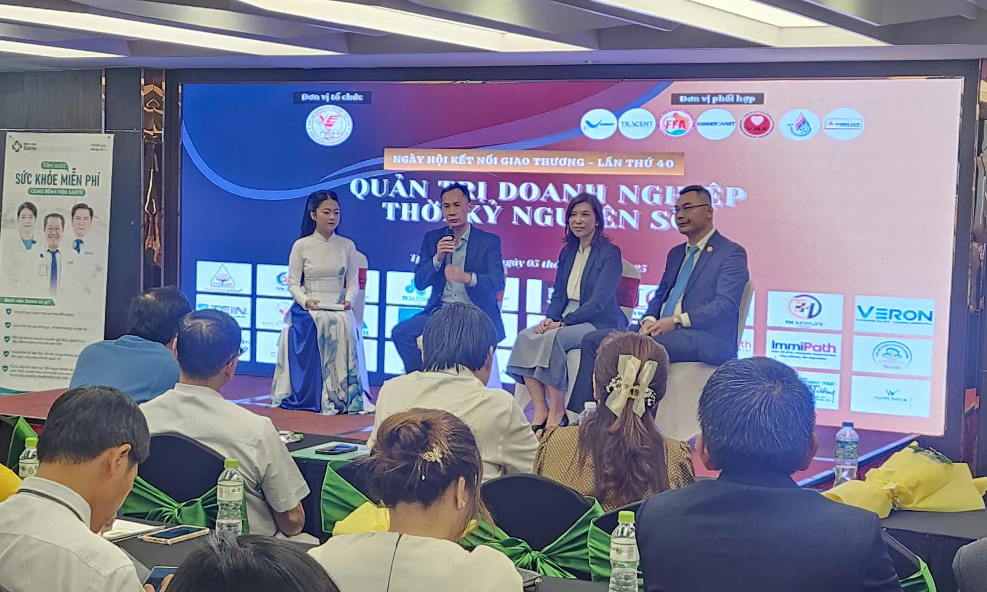  Quản trị doanh nghiệp thời kỷ nguyên số