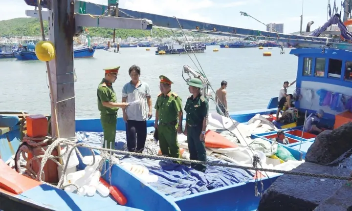 TP.HCM quyết tâm thực hiện tháng cao điểm chống khai thác thủy sản bất hợp pháp