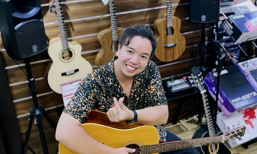 Nhạc sĩ trẻ Tiến Nguyễn