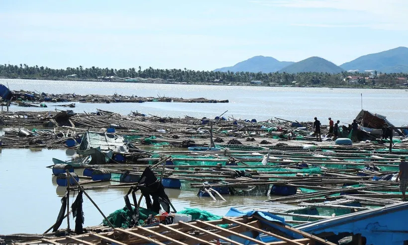 Aide de 80 milliards de dôngs aux provinces sinistrées par le typhon Kalmaegi