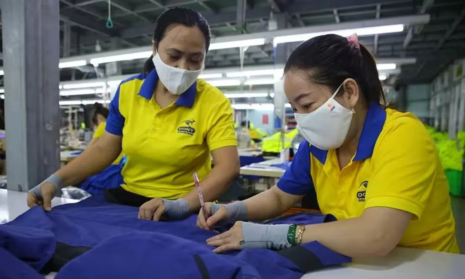 Lương tối thiểu từ 1/1/2026: Quy định mới và danh sách 34 địa phương áp dụng