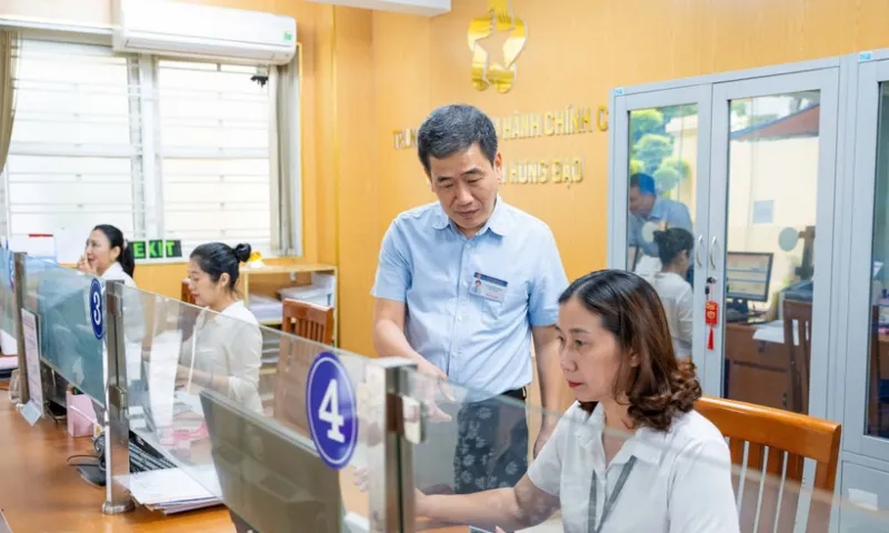 Tăng thu nhập để tạo động lực khi vận hành chính quyền hai cấp 