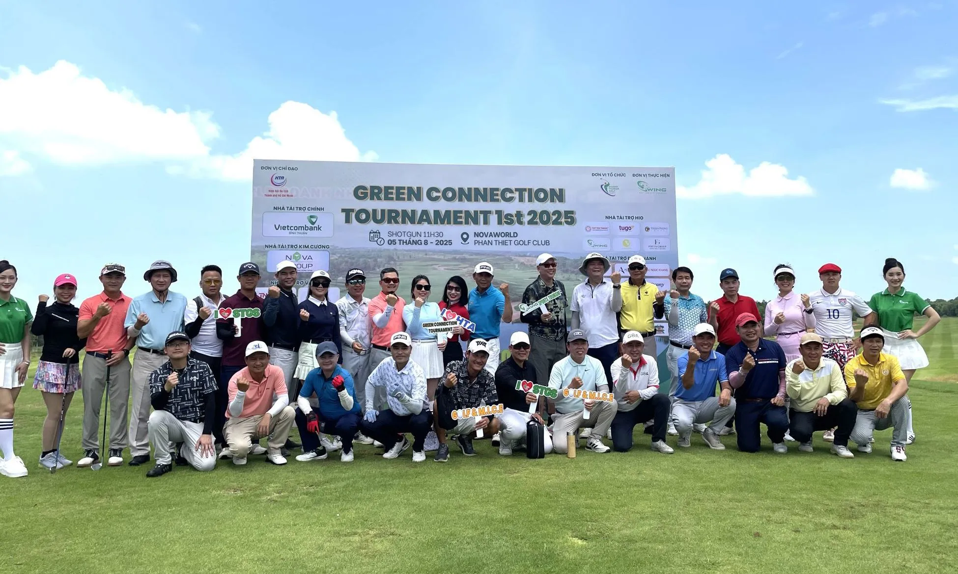Outing Tranh Cúp Izumi 2025 treo thưởng 100 triệu và Tour Golf Thẩm Quyến 35 triệu đồng