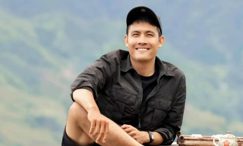 Giọng hát đầy chất kể chuyện của Chan La Cà