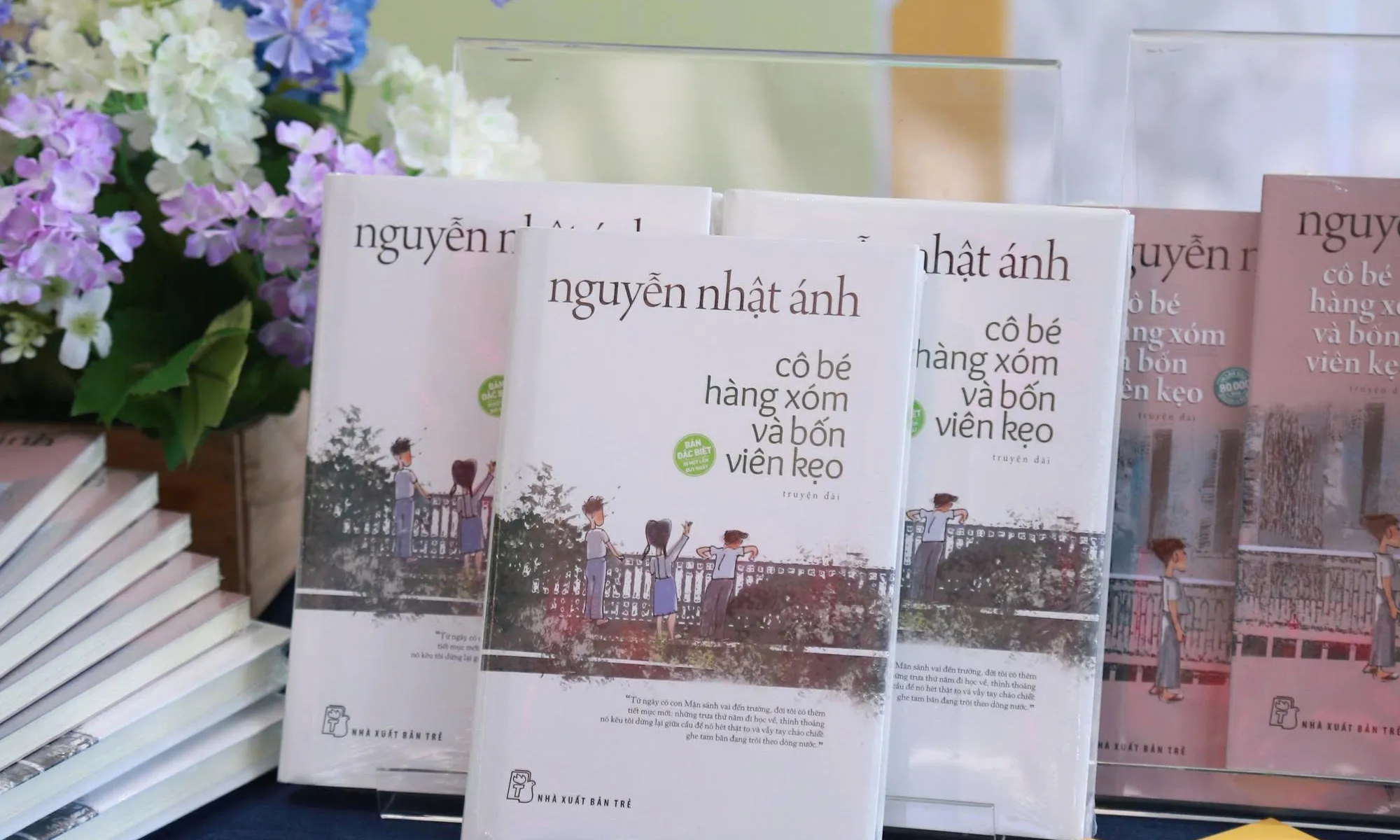 Nhà văn Nguyễn Nhật Ánh kể chuyện Cô bé hàng xóm và bốn viên kẹo