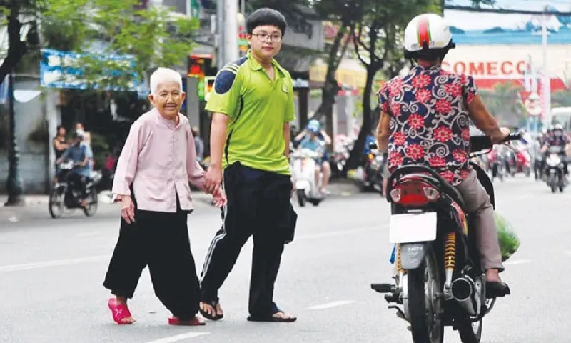 Tử tế trong tham gia giao thông liệu có khó không?